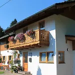 Gaestehaus Kurz Apartman